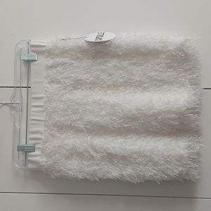 Capsulle White Feathered Mini Skirt with Exposed Silver Zipper Size Large NWT